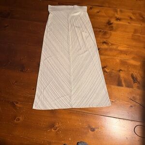 Chic Black and Cream Maxi Skirt